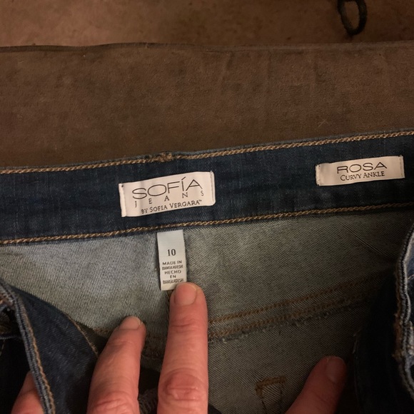 Sofia Jeans - Picture 3 of 3